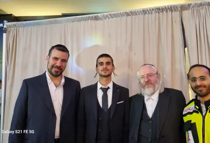 כונני הצלה פוגשו את האיש שהצילו