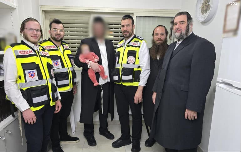 כונני הצלה פגשו את התינוקת שבצעו עליה החייאה
