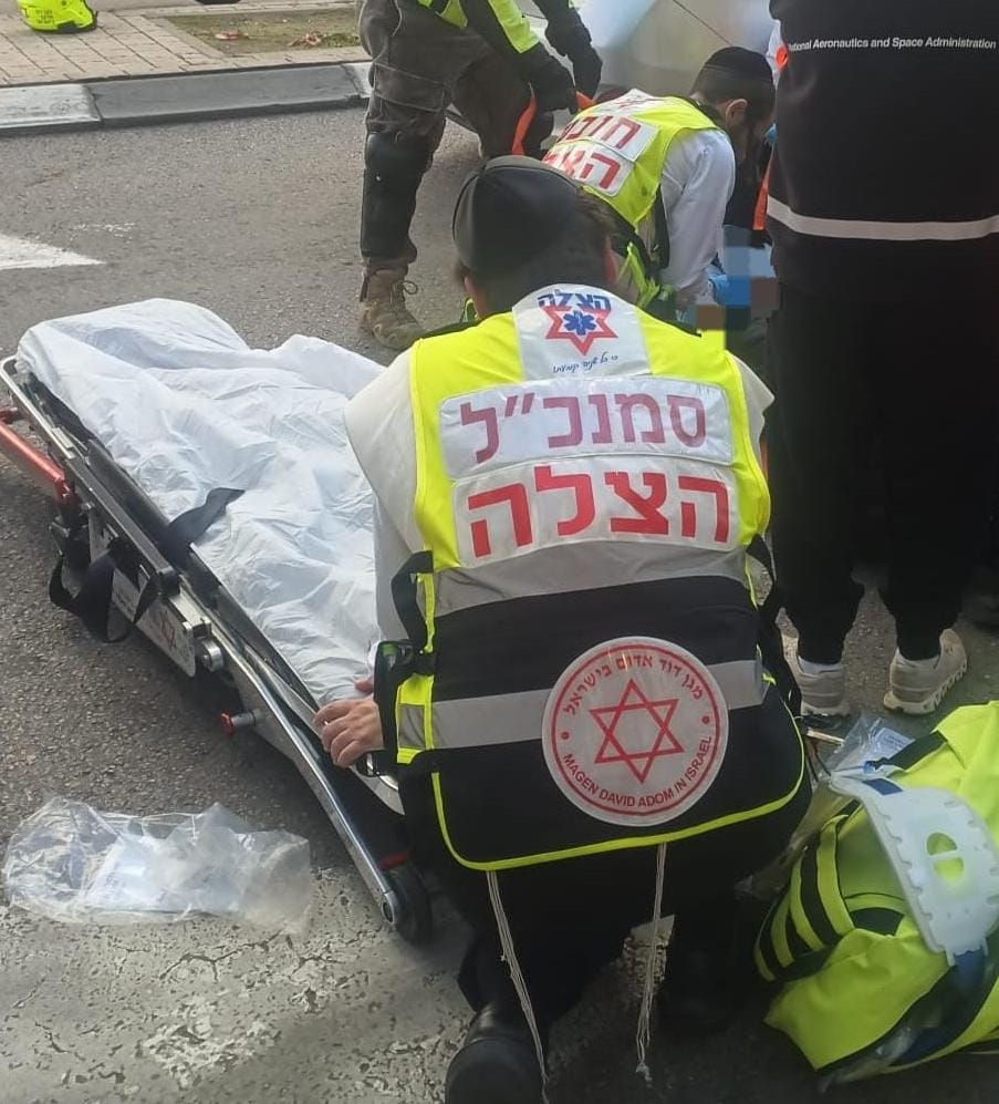 בני ברק: הולכת רגל פונתה במצב בינוני לאחר שנפגעה בתאונת דרכים