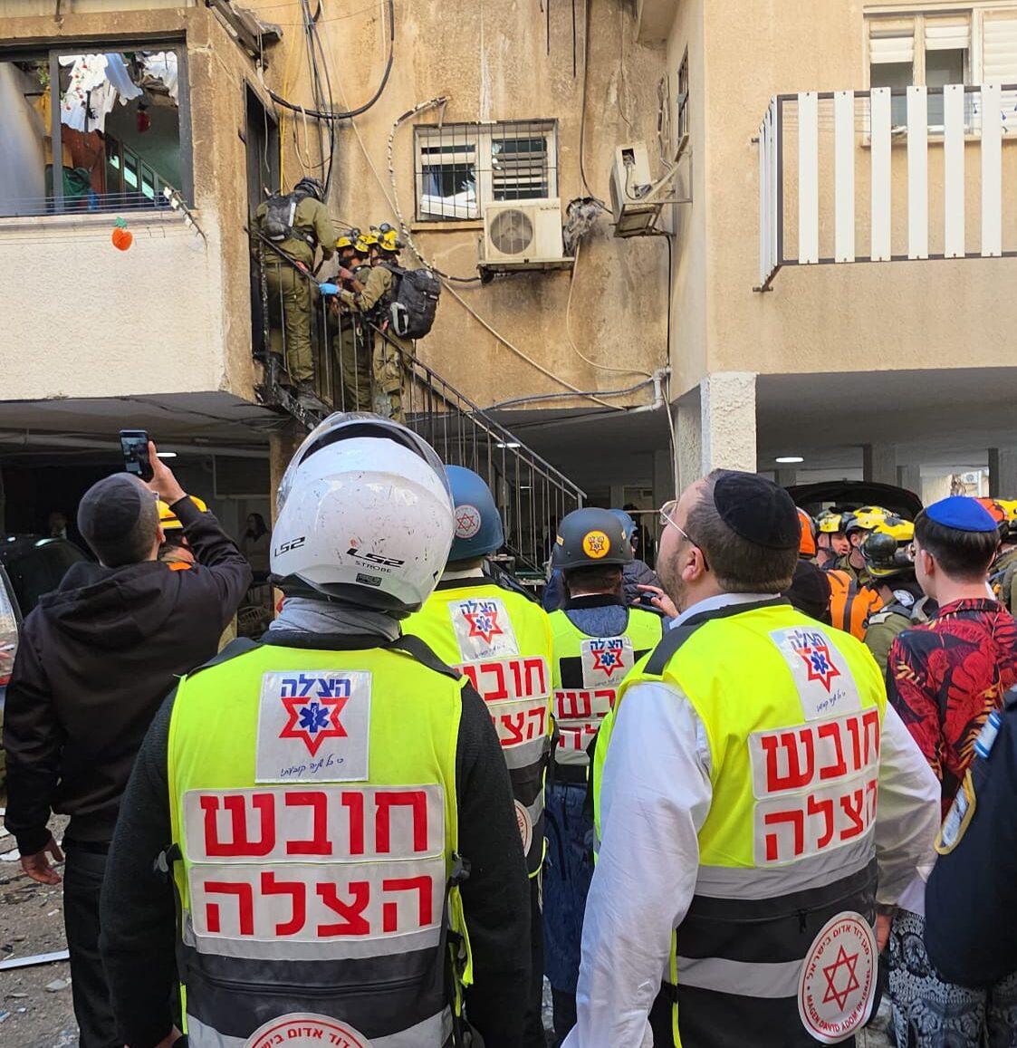 בהמשך לאזעקות במרכז הארץ • מספר נפגעים פונו במצבי פציעה שונים לבתי החולים