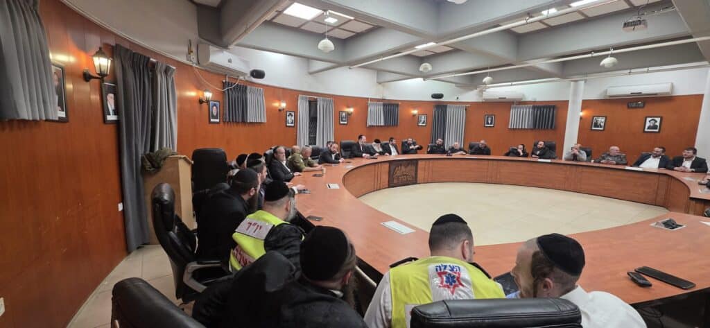 עיריית בני ברק קיימה ישיבת הערכת מצב מיוחדת בהשתתפות הנהלת ארגון הצלה