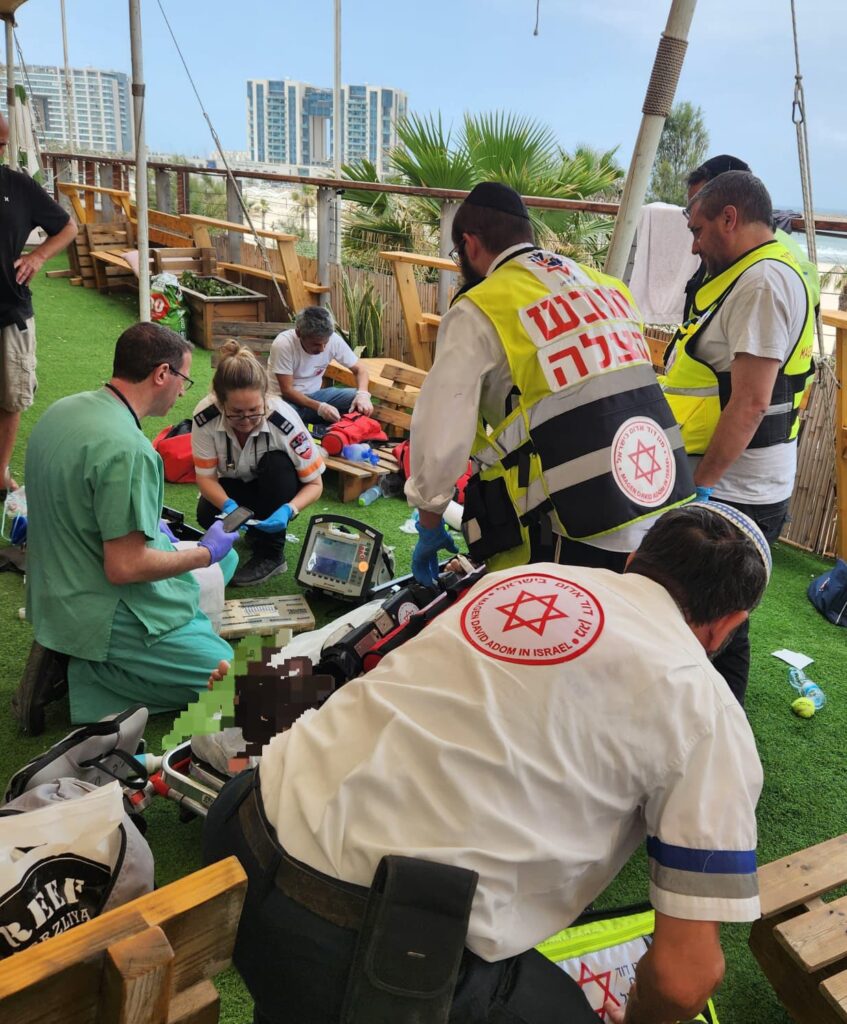 הרצליה: גבר בן 54 פונה עם דופק לאחר שהתמוטט במועדון גלישה