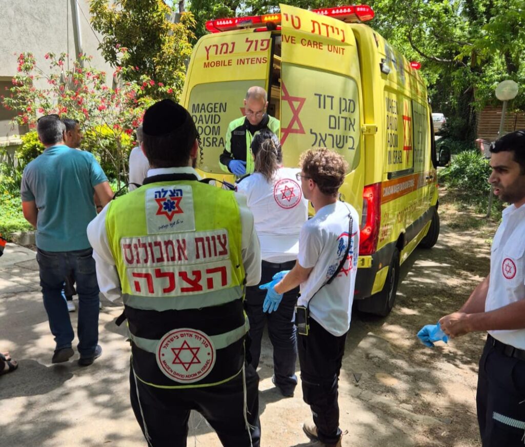 בית עובד: בן 54 פונה עם דופק בתום פעולות החייאה לאחר שנחנק מעוגה