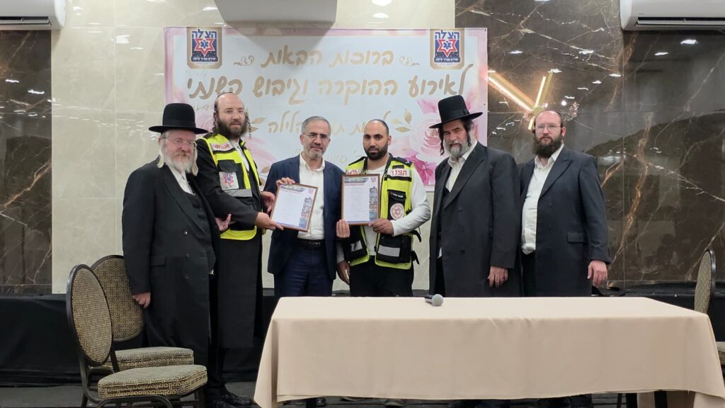 יו"ר המועצה הדתית ברמת גן, שנפצע קשה בפיגוע הדקירה הגיע לפגוש לראשונה את המתנדבים שהצילו את חייו