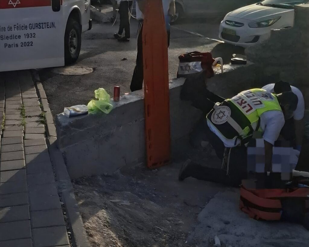 אלעד: גבר פונה במצב בינוני לאחר שנפל מגובה
