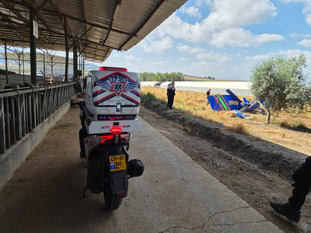 תל עדשים: שני נפגעים פונו במצב אנוש לאחר התרסקות מטוס קל