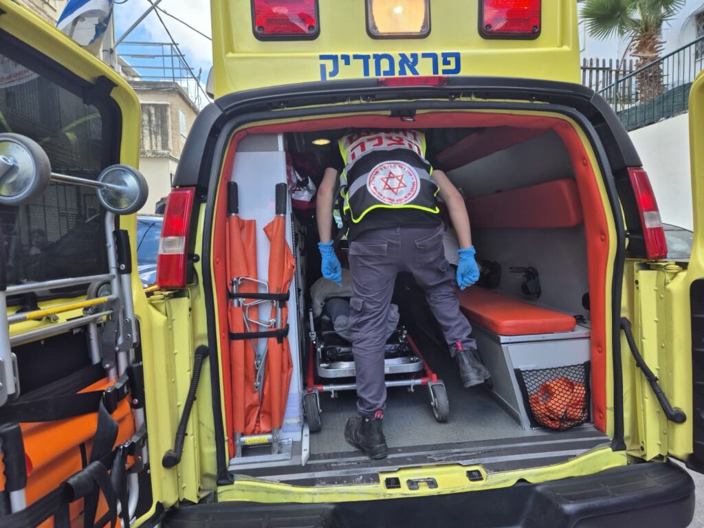 חיפה: גבר בן 78 פונה במצב בינוני לאחר שנפגע בתאונת דרכים