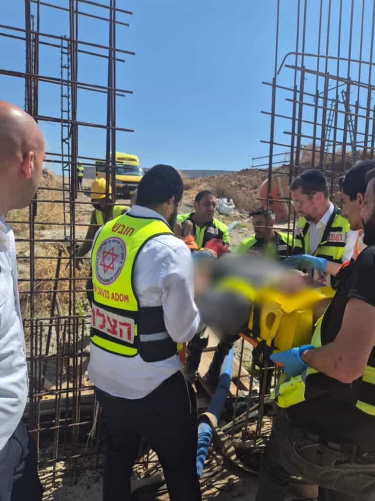 עפולה: פועל פונה במצב קשה לאחר שנפגע בתאונת עבודה