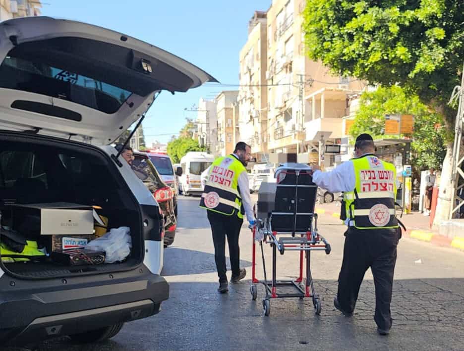 בני ברק: הולך רגל כבן 50 פונה במצב בינוני לאחר שנפגע מרכב