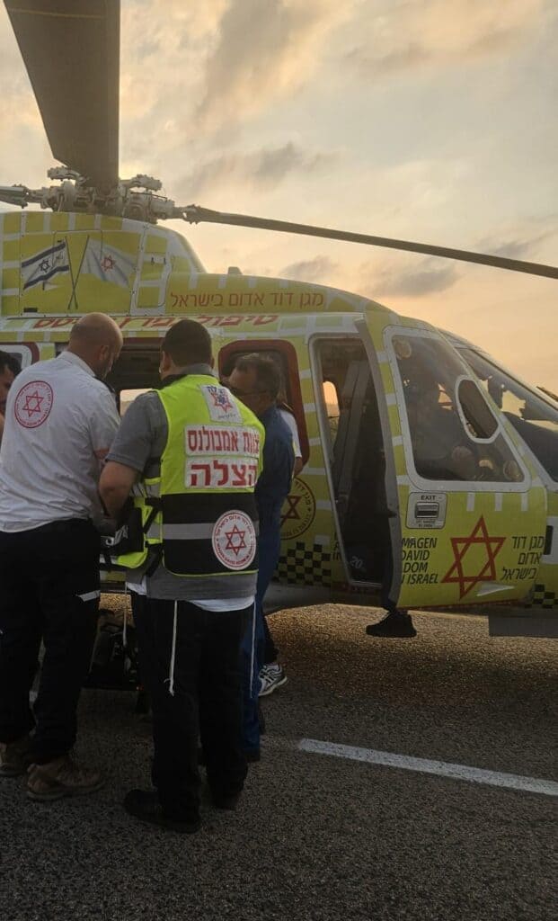 כביש 716: שני נפגעים פונו במצב קשה ובינוני לאחר שנפגעו בתאונת דרכים