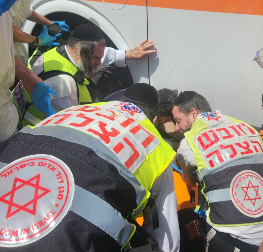 בני ברק: ילד רוכב אופניים פונה במצב קשה לאחר שנפגע מאוטובוס