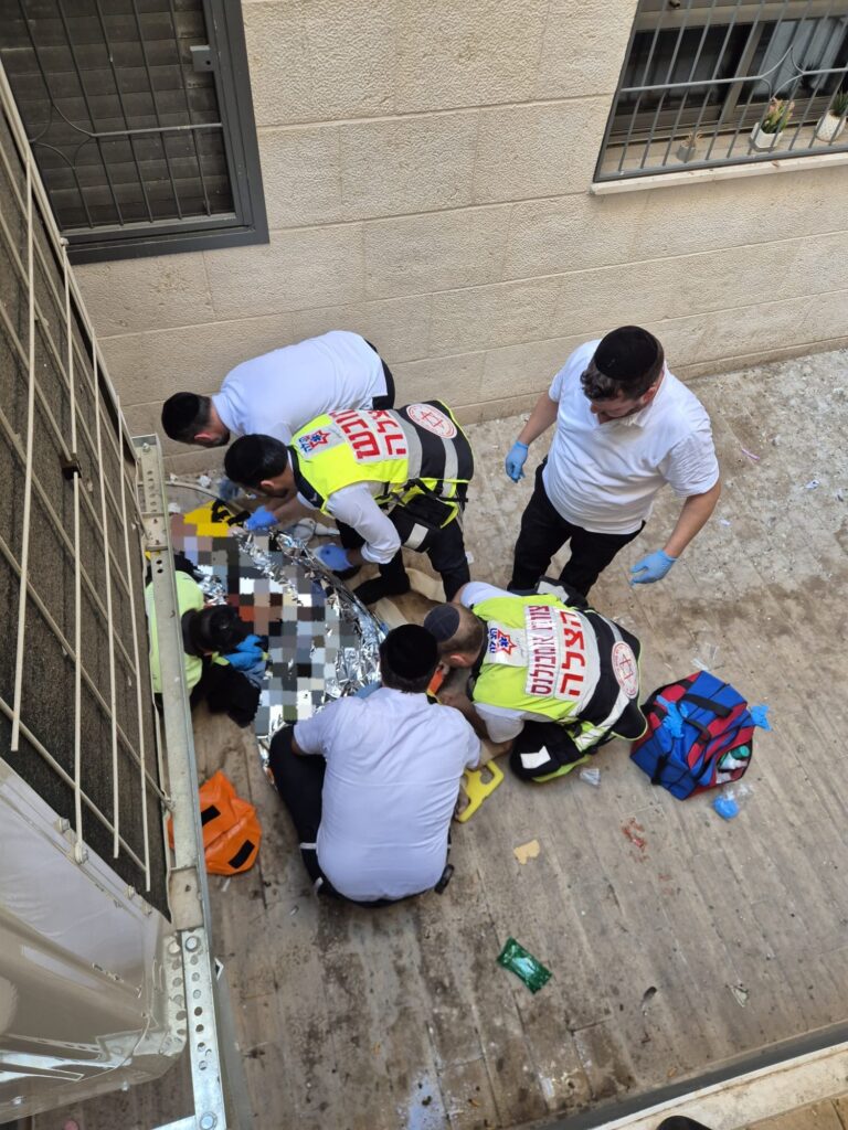 בני ברק: נער בן 17 פונה במצב בינוני לאחר שנפל מגובה