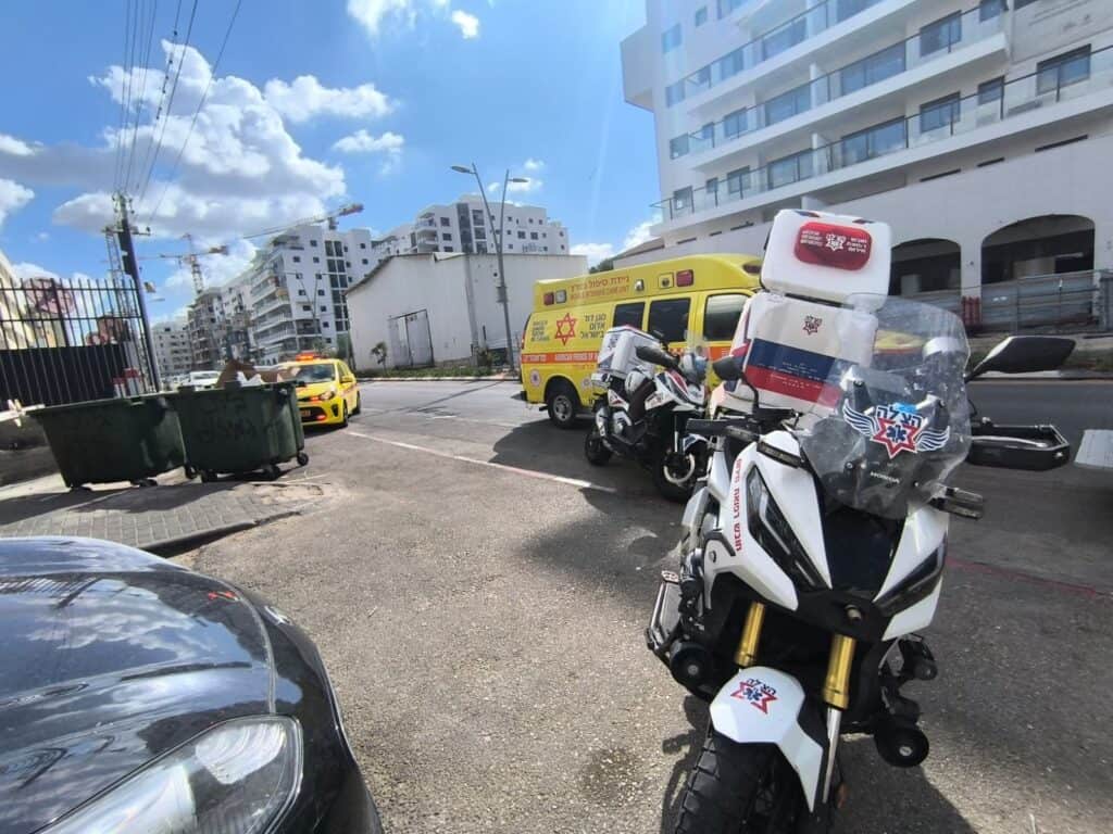 בני ברק: גבר פונה במצב בינוני לאחר שנחבל בבית כנסת
