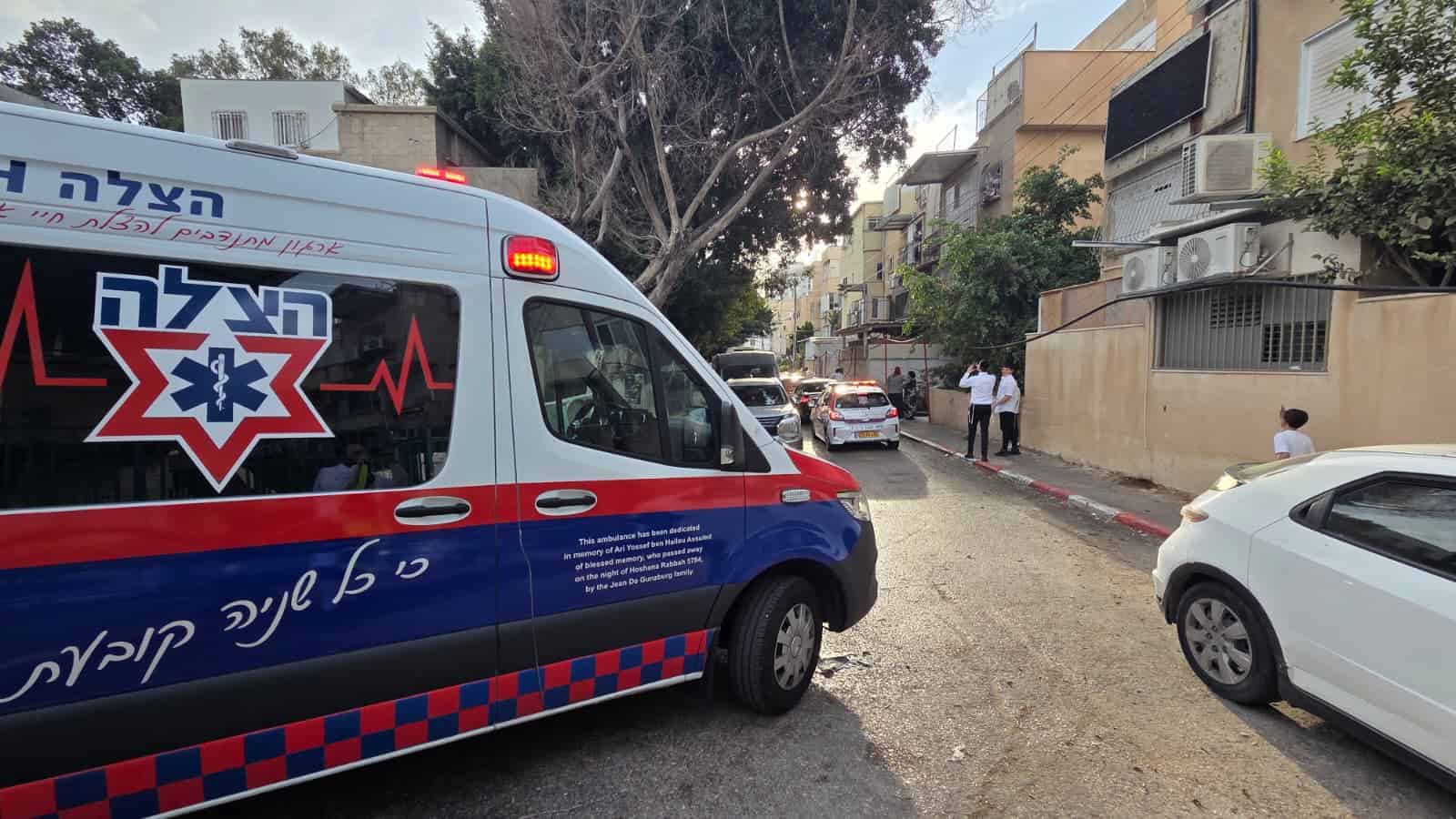בני ברק: צעיר פונה במצב בינוני לאחר אירוע אלימות